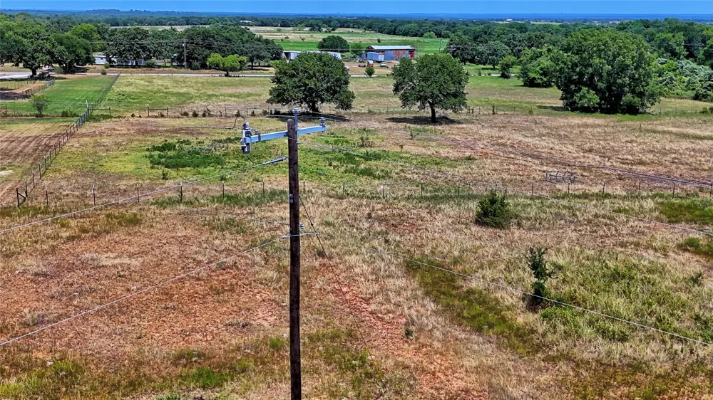 1179 County Road 1470 Chico, TX 76431
