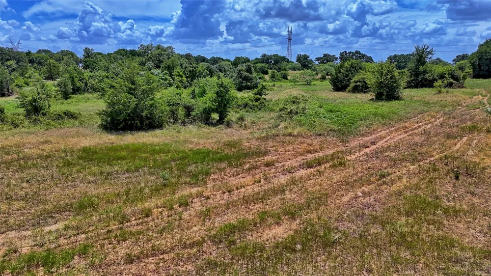1179 County Road 1470 Chico, TX 76431