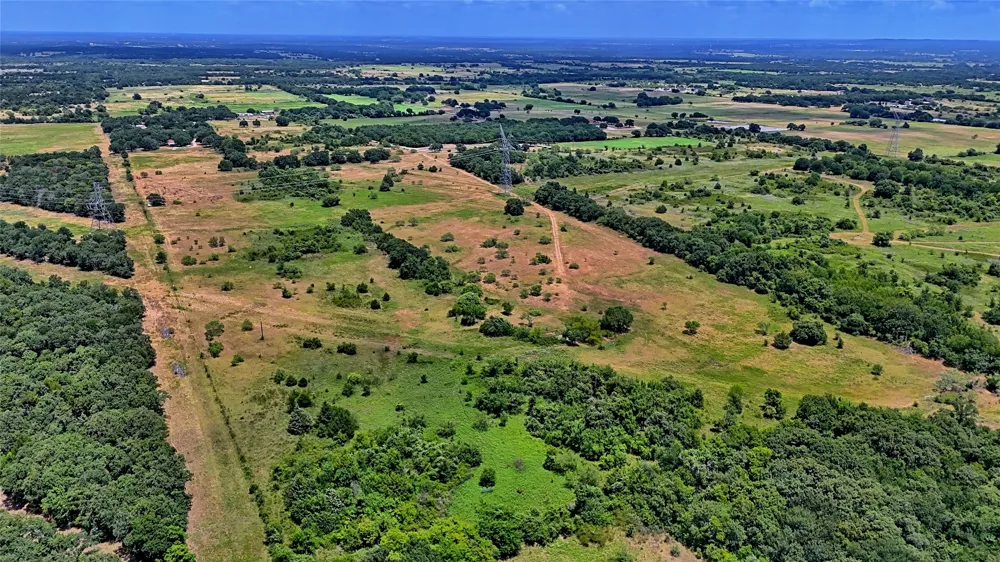 1179 County Road 1470 Chico, TX 76431