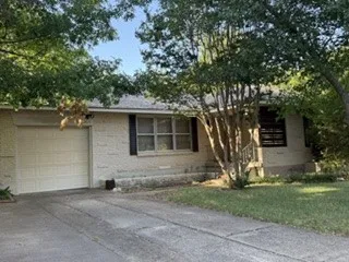 2615 Southwood Drive