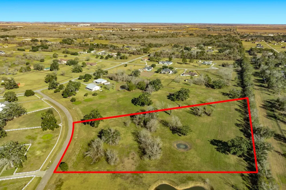 1119 Indian Ridge Rosharon, TX 77583