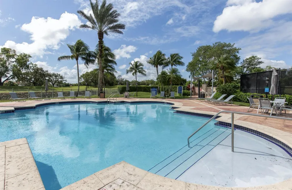 11790 SAINT ANDREWS PLACE #305 Wellington, FL 33414