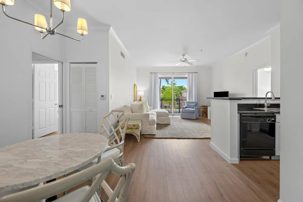 11740 St Andrews Place #304 Wellington, FL 33414