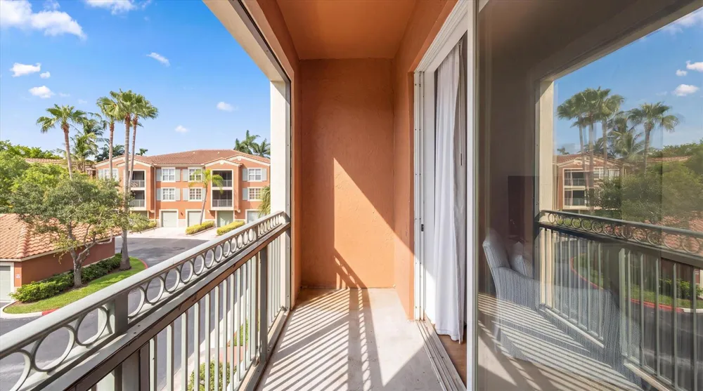 11740 St Andrews Place #304 Wellington, FL 33414