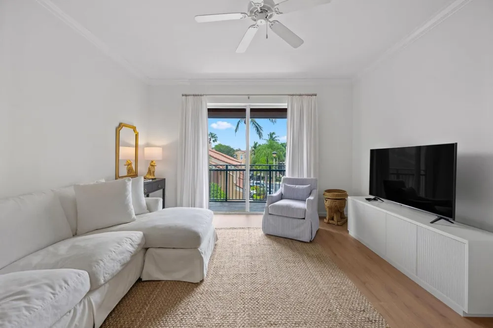 11740 St Andrews Place #304 Wellington, FL 33414