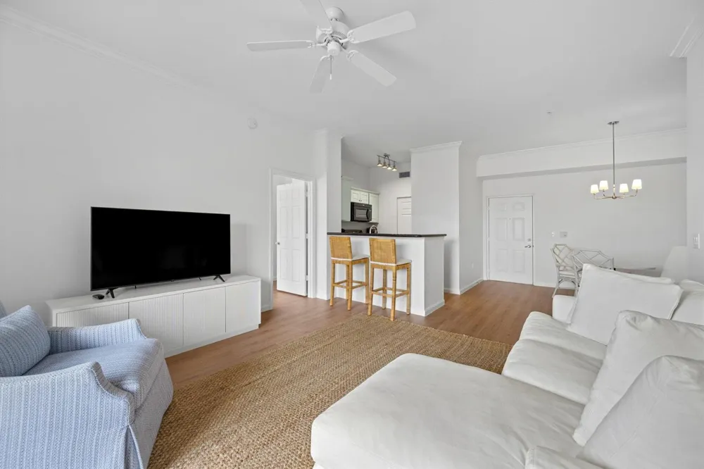 11740 St Andrews Place #304 Wellington, FL 33414