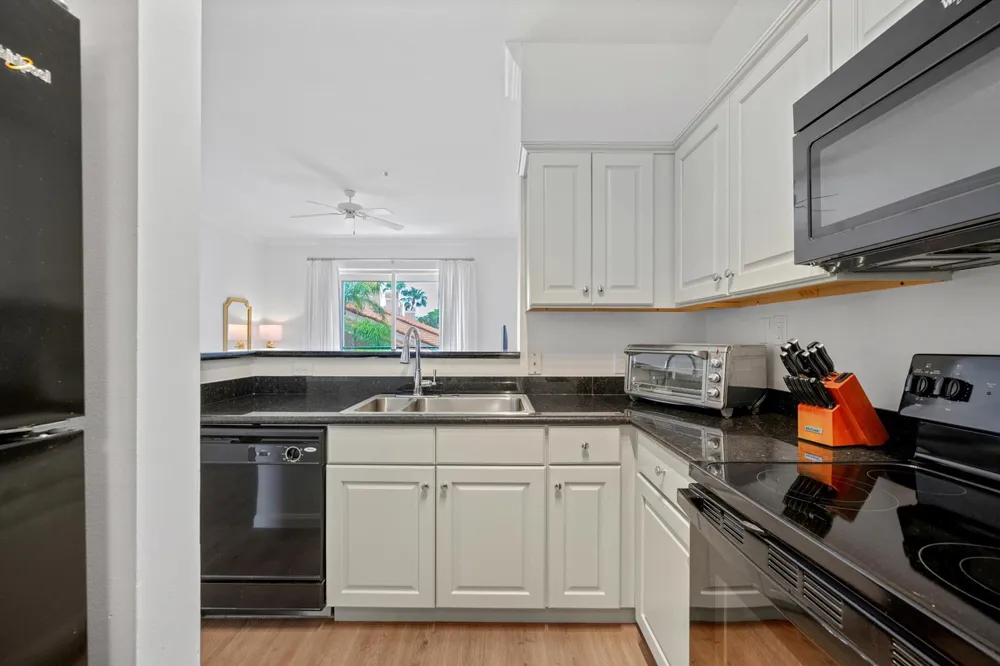 11740 St Andrews Place #304 Wellington, FL 33414