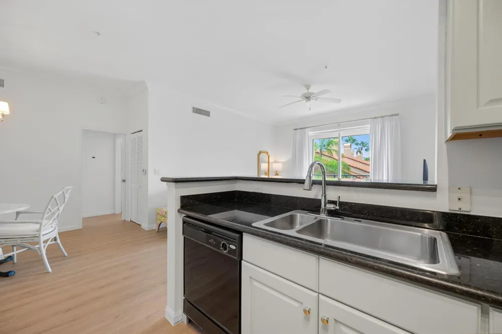 11740 St Andrews Place #304 Wellington, FL 33414