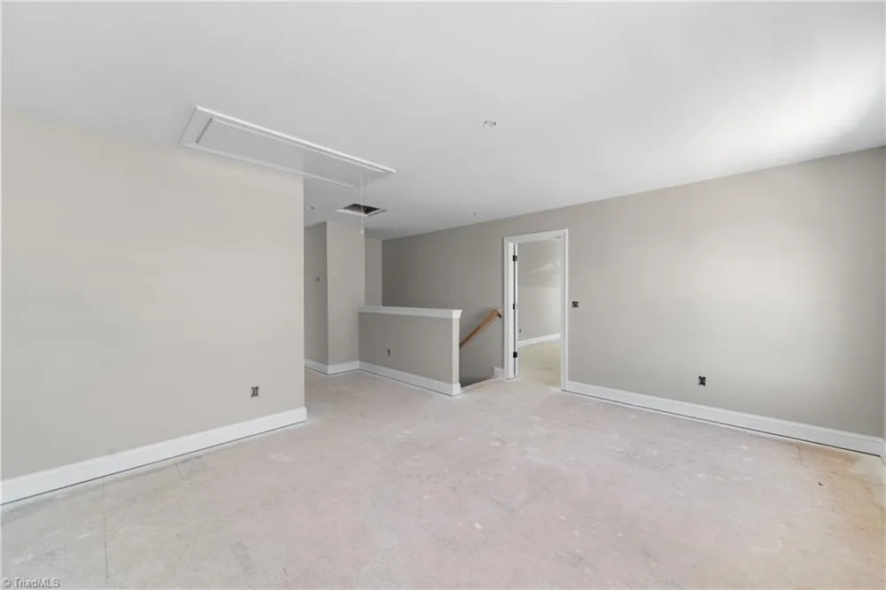 153 Canton Drive Lexington, NC 27295