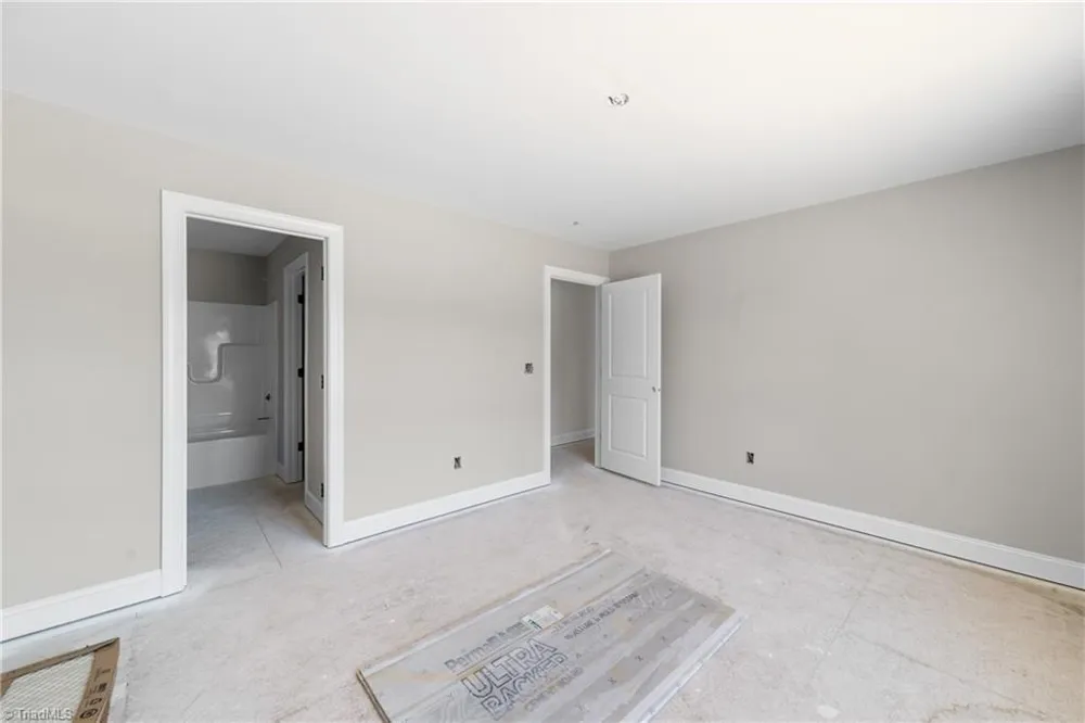 153 Canton Drive Lexington, NC 27295