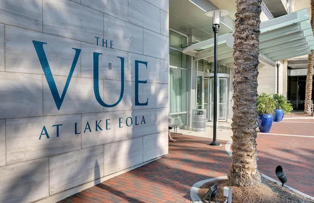 150 E ROBINSON STREET #29B Orlando, FL 32801