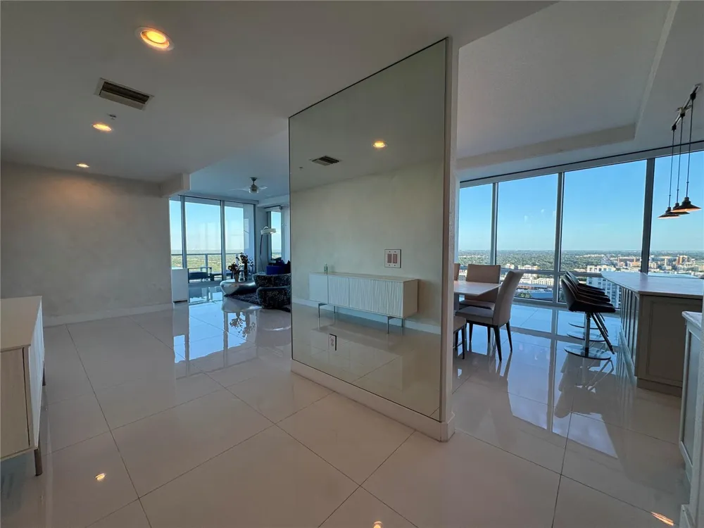 150 E ROBINSON STREET #29B Orlando, FL 32801