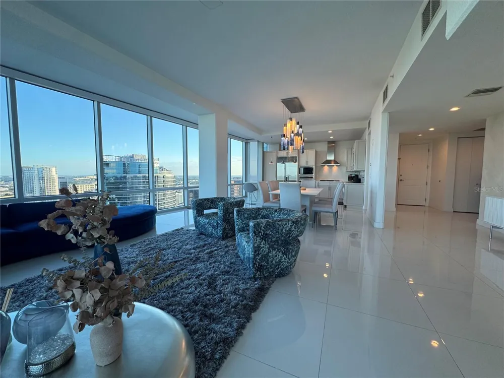 150 E ROBINSON STREET #29B Orlando, FL 32801