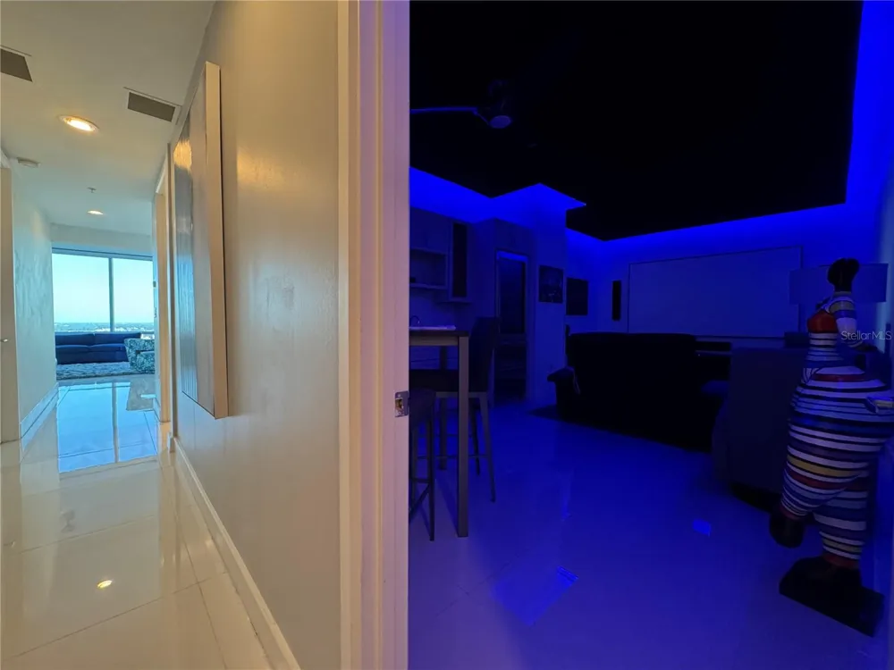 150 E ROBINSON STREET #29B Orlando, FL 32801