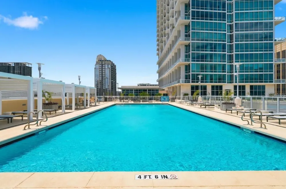 150 E ROBINSON STREET #29B Orlando, FL 32801