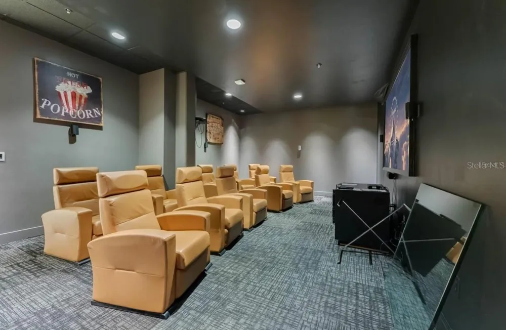 150 E ROBINSON STREET #29B Orlando, FL 32801