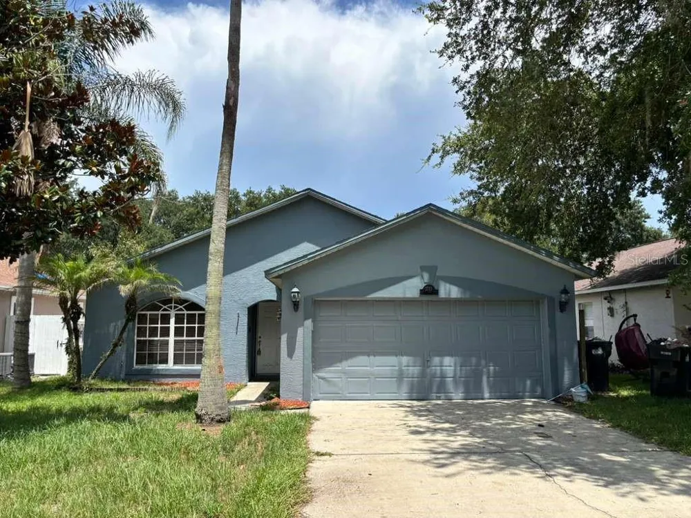 2713 PALM ISLE WAY Orlando, FL 32829