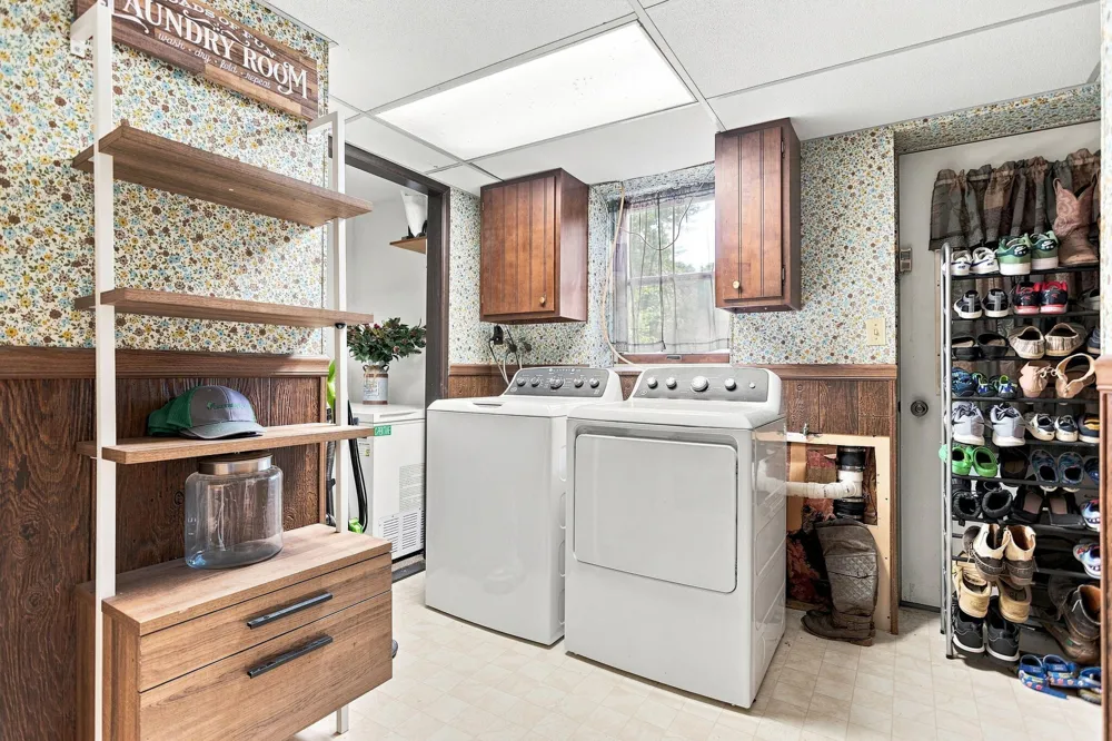 3566 S Brooks Road Sullivan Township, MI 49444