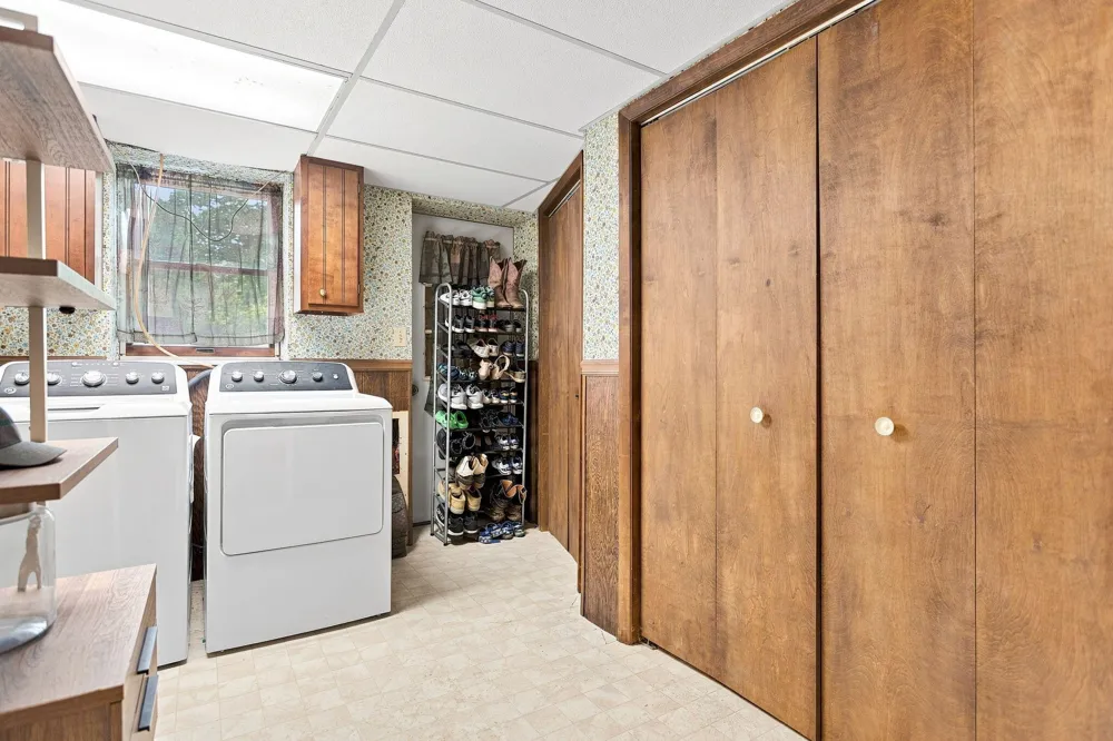 3566 S Brooks Road Sullivan Township, MI 49444