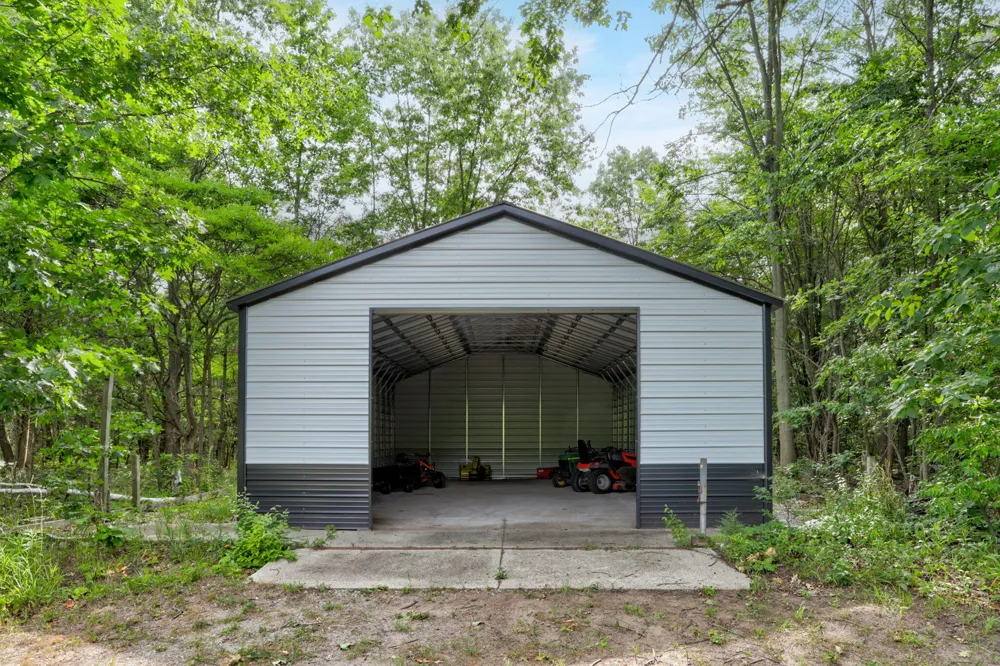 3566 S Brooks Road Sullivan Township, MI 49444