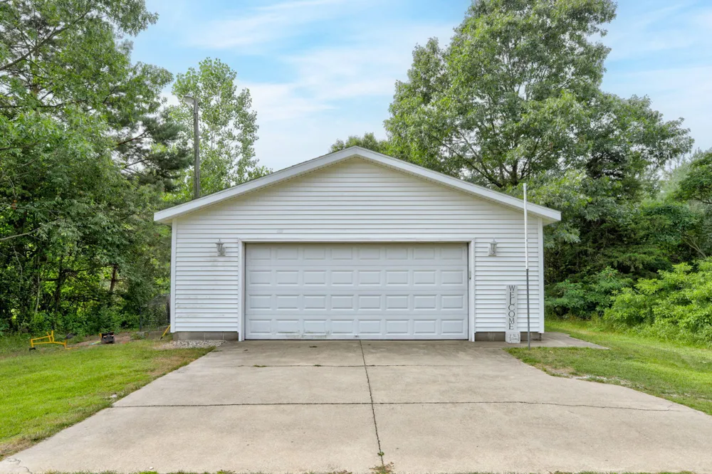 3566 S Brooks Road Sullivan Township, MI 49444
