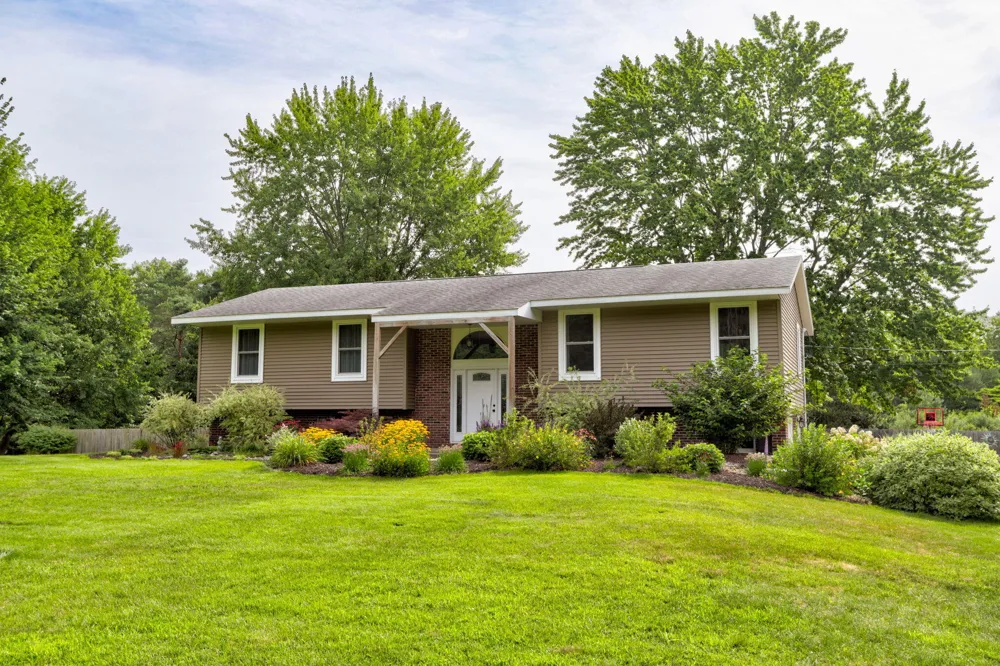 3566 S Brooks Road Sullivan Township, MI 49444
