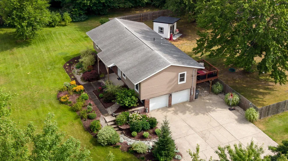 3566 S Brooks Road Sullivan Township, MI 49444