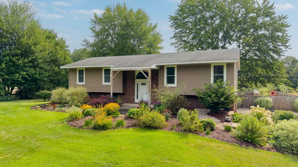 3566 S Brooks Road Sullivan Township, MI 49444