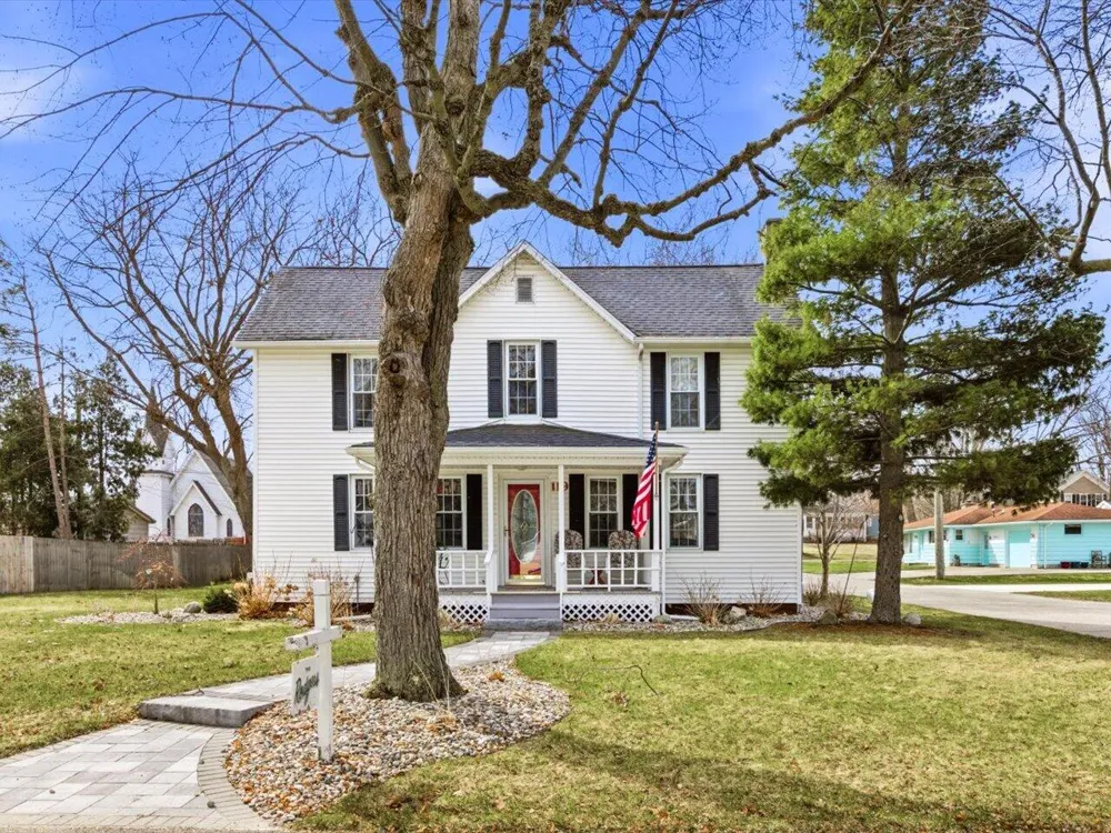 119 Union Street Port Austin Township, MI 48467