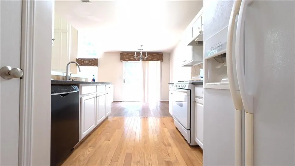 135 Friars Head Drive Suwanee, GA 30024