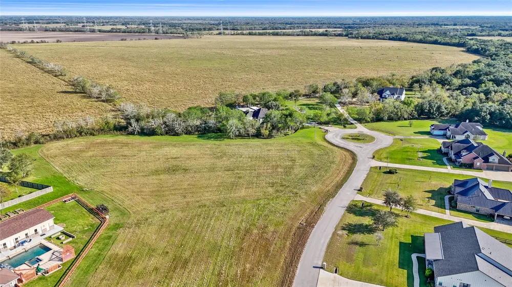 4918 Brazos Lakes Drive Richmond, TX 77469