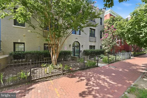 315 G STREET NE #306
