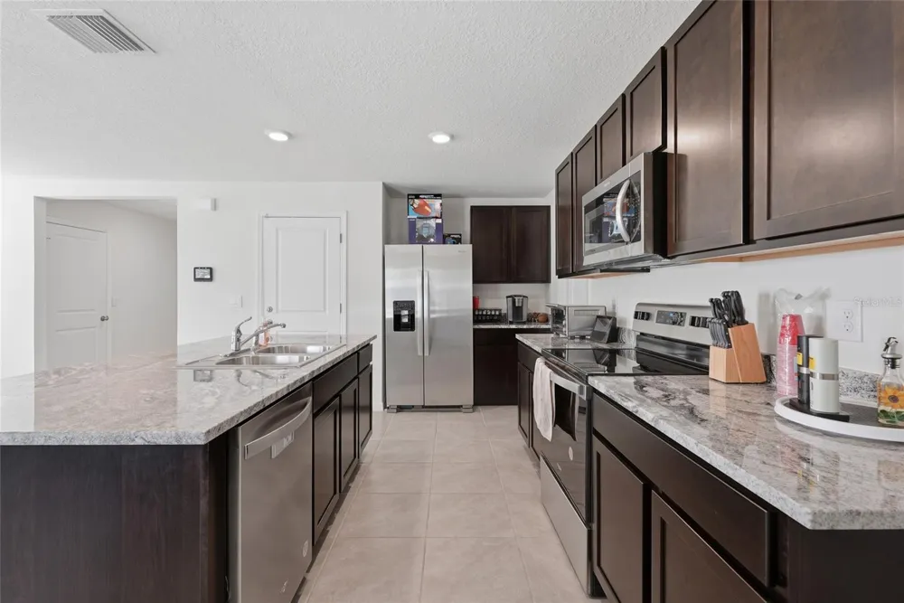 24799 NW 11TH PLACE Newberry, FL 32669