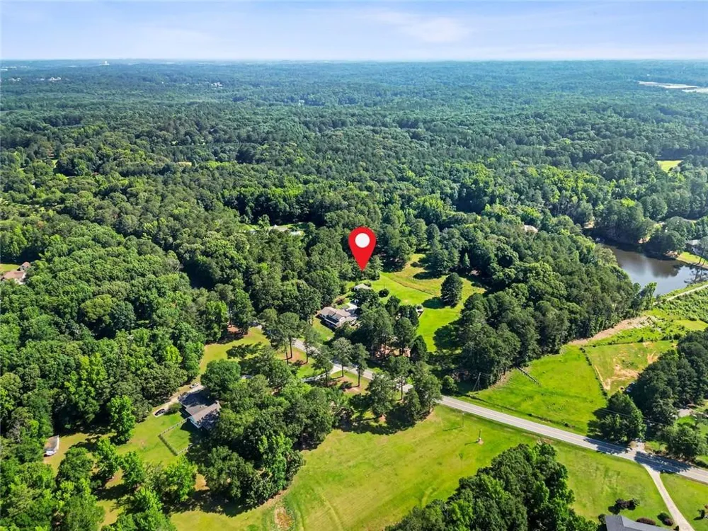 813 Sandy Creek Road Fayetteville, GA 30214