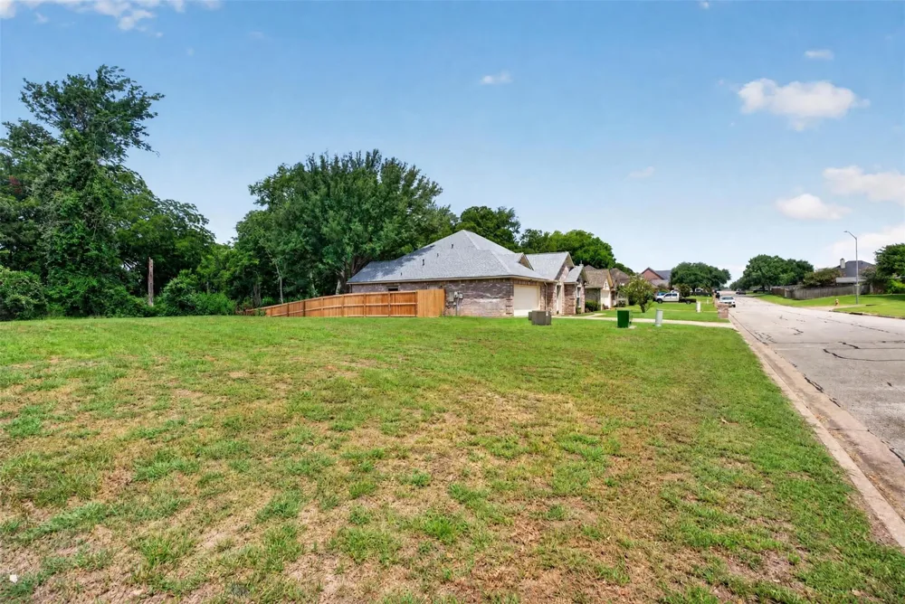 Oakwood Drive Brenham, TX 77833