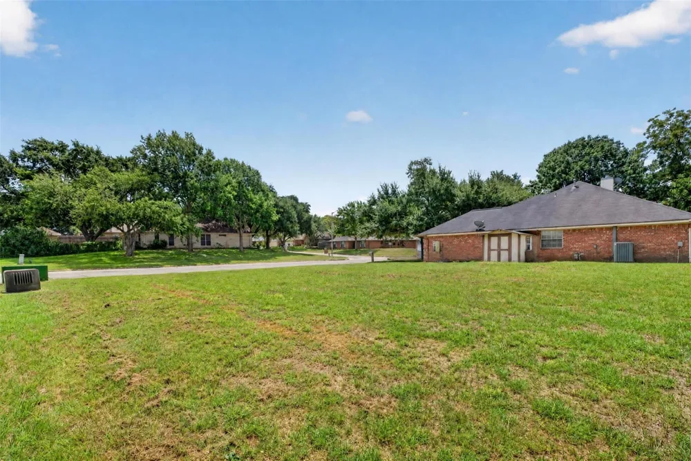 Oakwood Drive Brenham, TX 77833