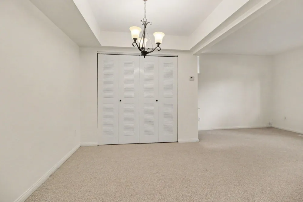541 Long Shore Drive Ann Arbor, MI 48105