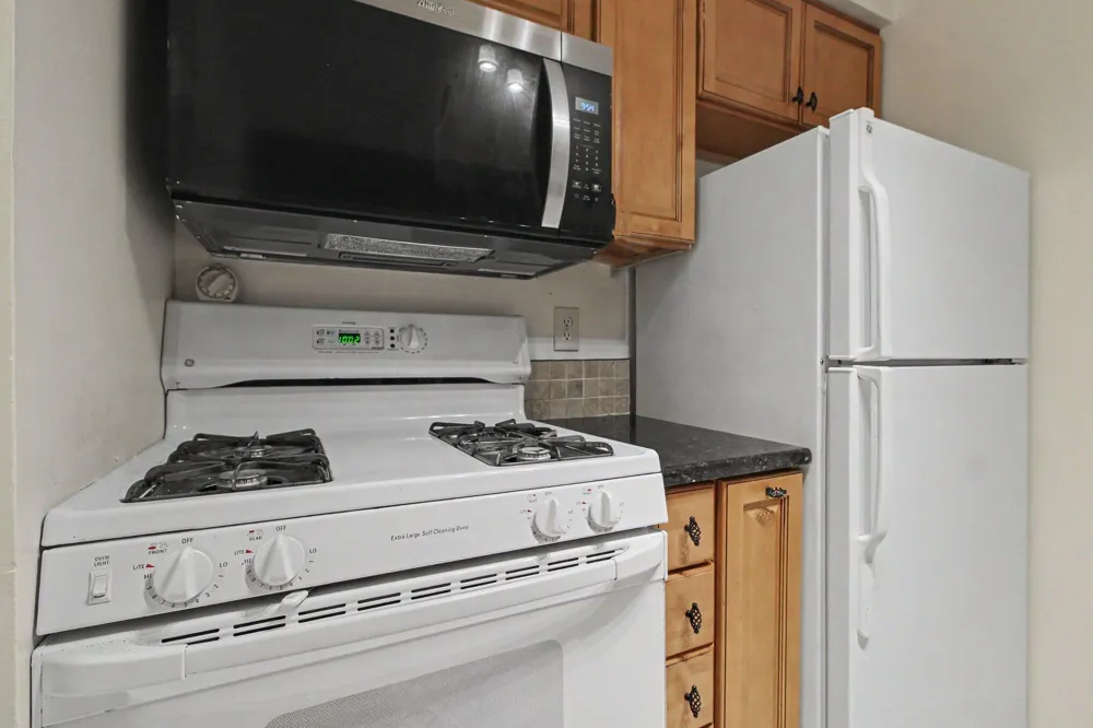 541 Long Shore Drive Ann Arbor, MI 48105