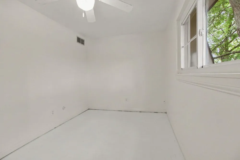541 Long Shore Drive Ann Arbor, MI 48105
