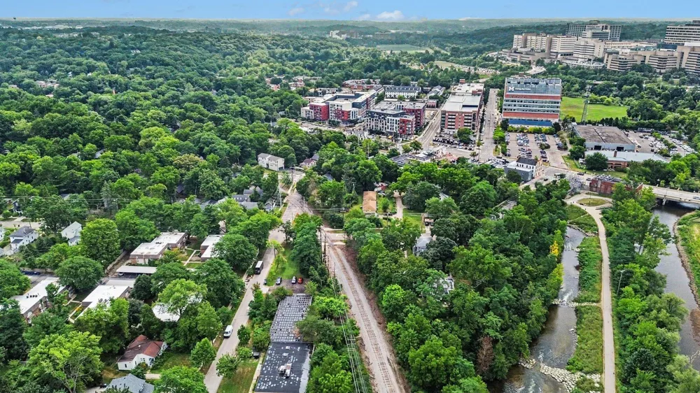 541 Long Shore Drive Ann Arbor, MI 48105