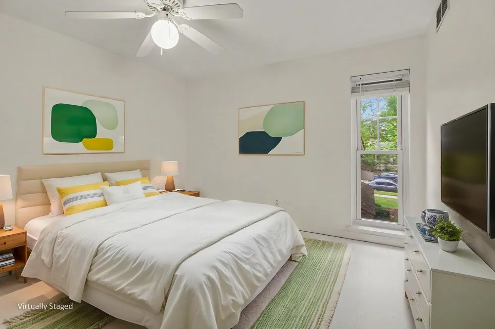 541 Long Shore Drive Ann Arbor, MI 48105