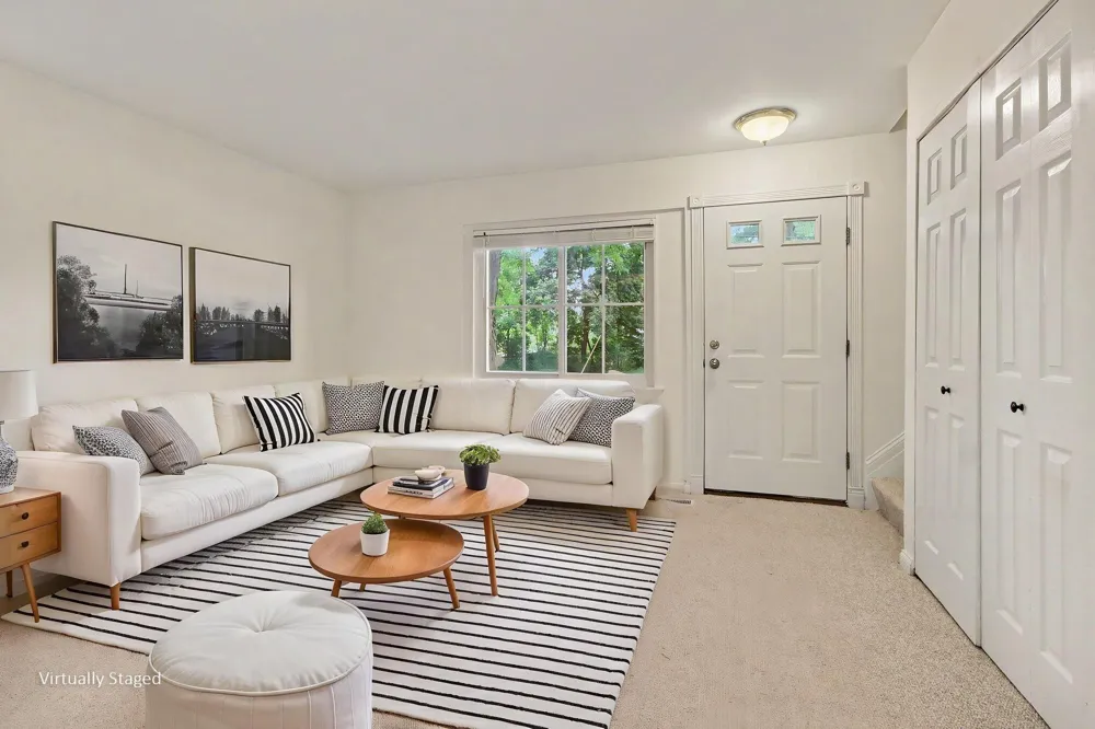 541 Long Shore Drive Ann Arbor, MI 48105