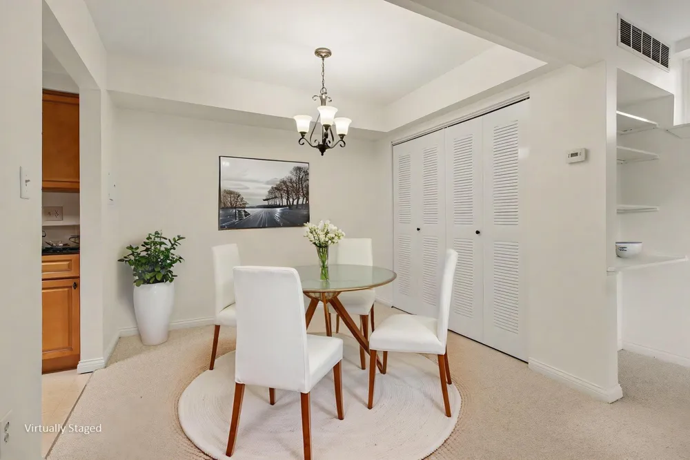 541 Long Shore Drive Ann Arbor, MI 48105