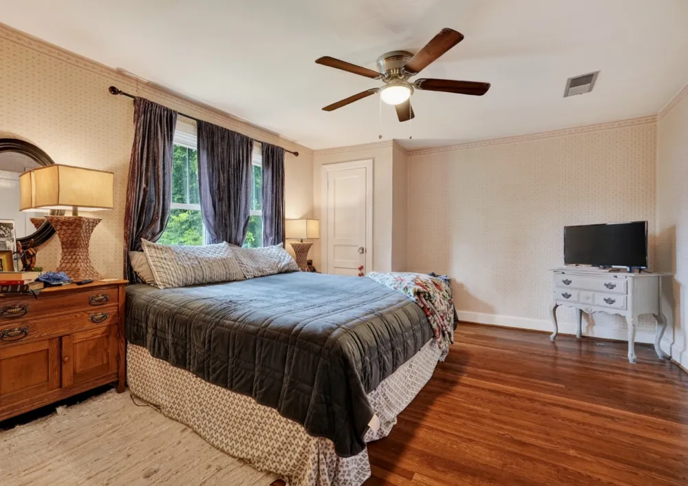 218 Morrison St McMinnville, TN 37110