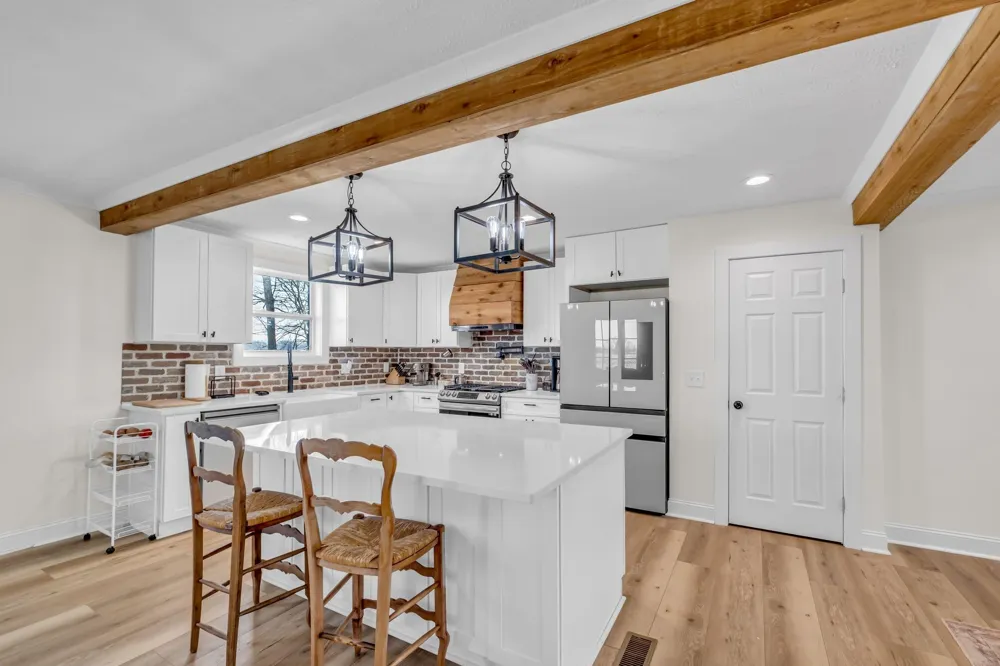 1447 Maxwell Branch Rd Cottontown, TN 37048