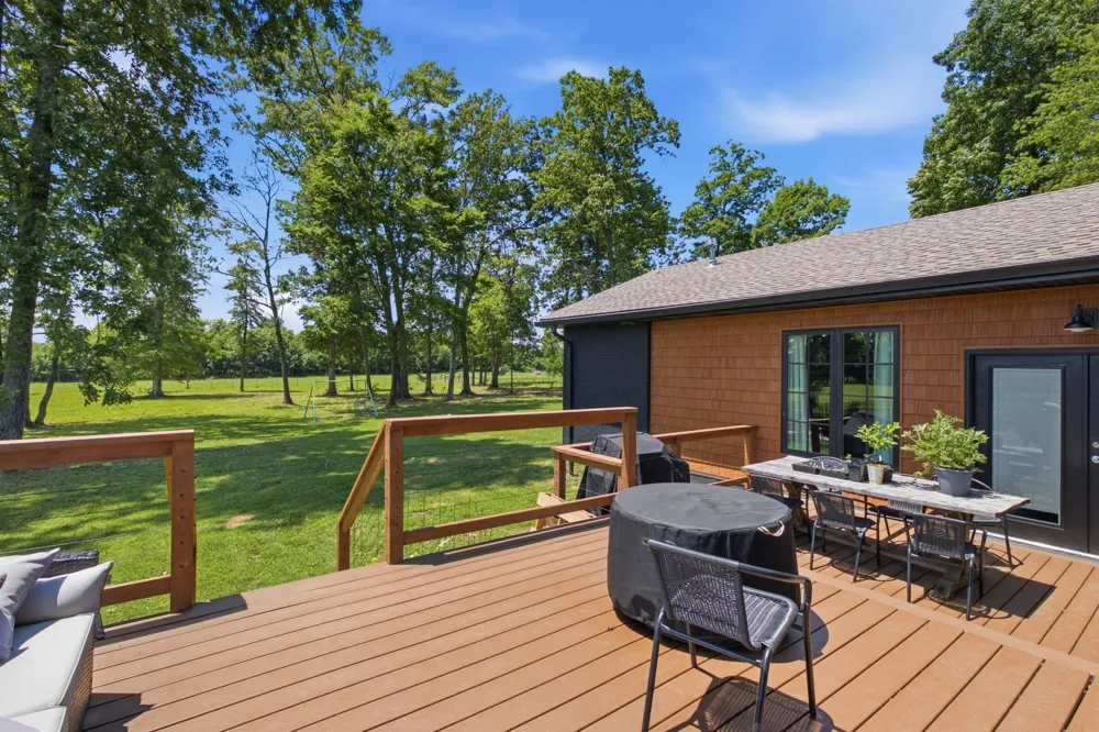 1447 Maxwell Branch Rd Cottontown, TN 37048