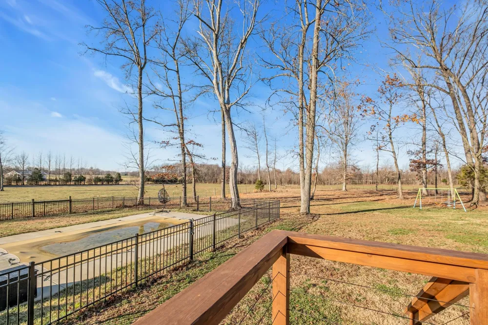1447 Maxwell Branch Rd Cottontown, TN 37048