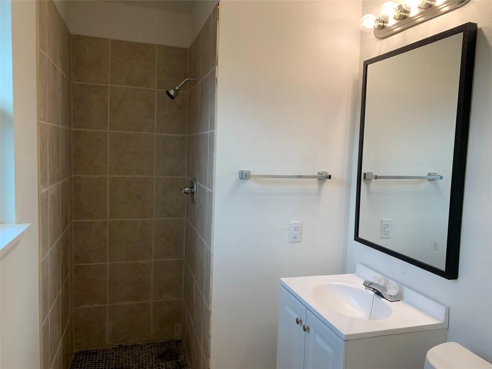 156 Bridlewood Lane Runaway Bay, TX 76426