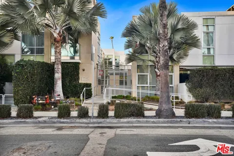 125 Pacific Street