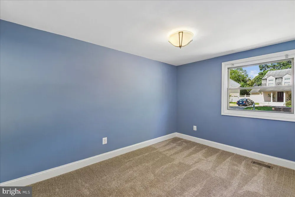 754 HYDE PARK DRIVE Glen Burnie, MD 21061